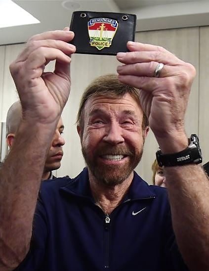 chuck_norris2.jpg
