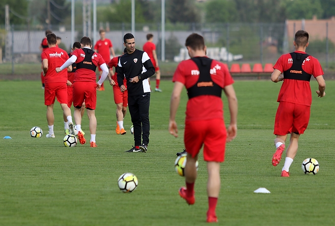 fernando_edzes_180424_ja_4.jpg