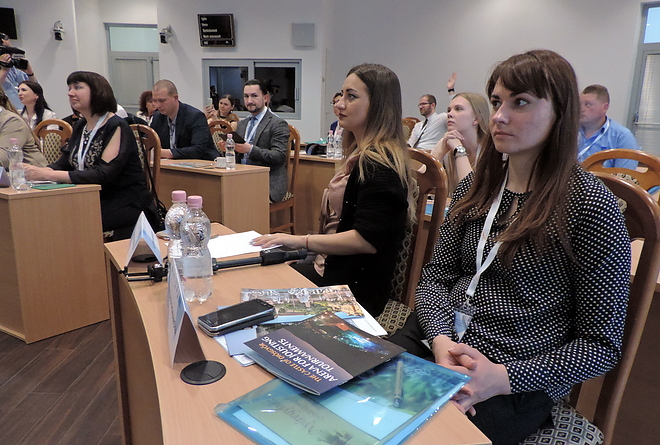 ukran_delegacio_20180423_vcs_02.jpg