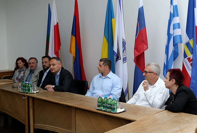 ujsagirok_borongalas_180518_ja_6.jpg