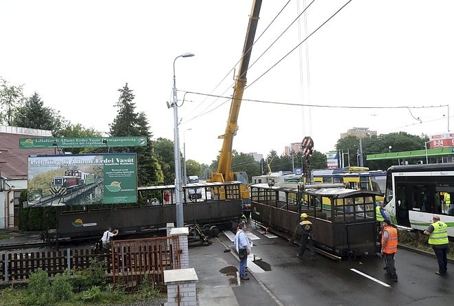villamoselszabadul1.jpg