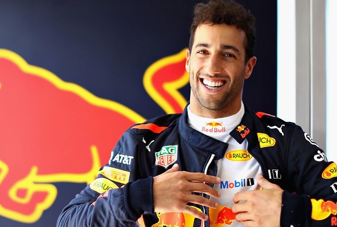 daniel_ricciardo_f12.jpg