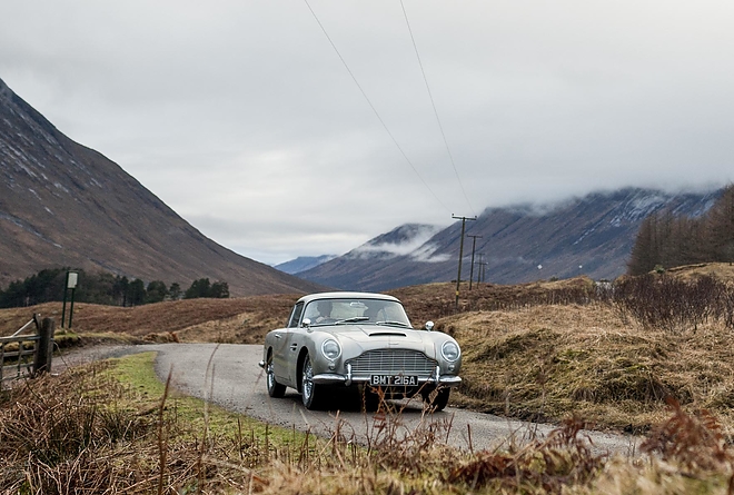 james_bond_aston_martin_4.jpg