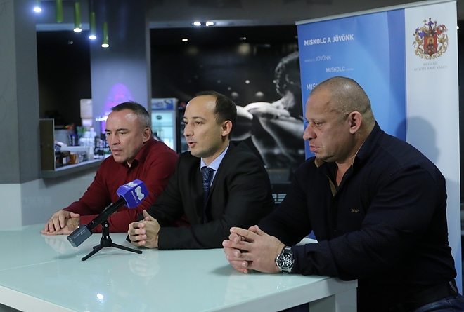 eroemelo_beharangozo_sajtaj_181115_ja_4.jpg eroemelo_beharangozo_sajtaj_181115_ja_4.jpg