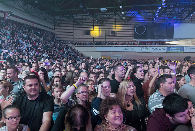 majka_arena_show_miskolcon20181110_bl_018_web.jpg majka_arena_show_miskolcon20181110_bl_018_web.jpg