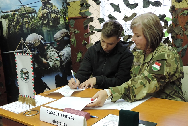 katonai_szerzodes_ja_5.jpg katonai_szerzodes_ja_5.jpg