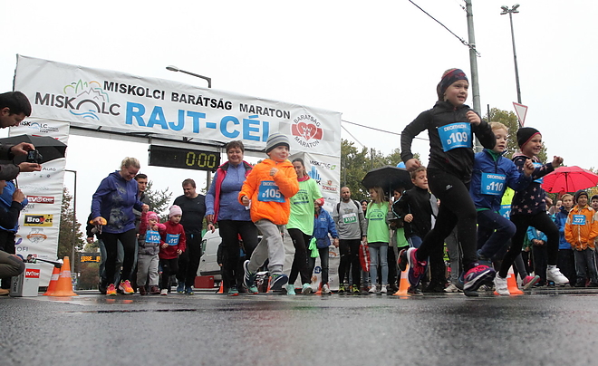 baratsag_maraton_161016ml_48.jpg