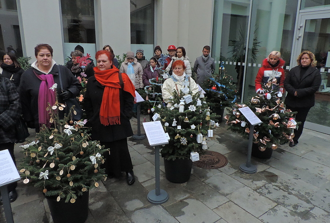 civilek_karacsonyfai_171201_vcs_10.jpg