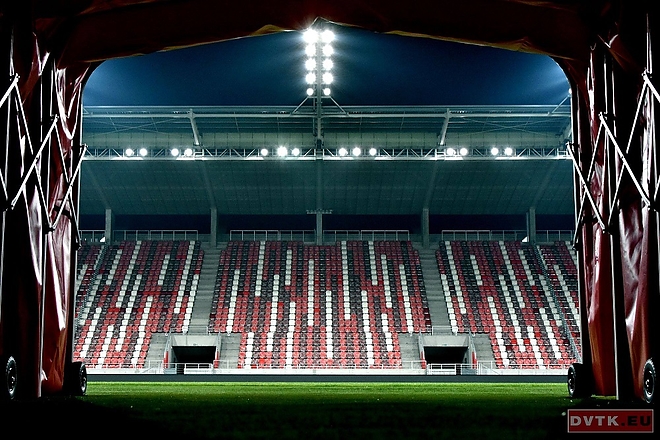 dvtk_stadion_fenyar_180328_4.jpg