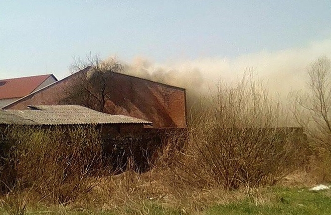 szendro_tornaterem_tuz_180409_ksz_1.jpg