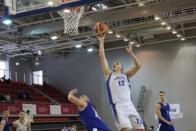 lippai_szabolcs_meafc_mvp_2.jpg