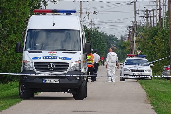 helyszinelok_gyilkos_rendorseg.jpg