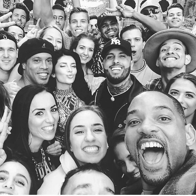vb_klip_will-smith-selfie.jpg