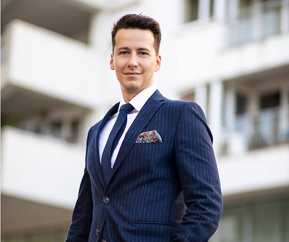 jeneyuj.png jeneyuj.png