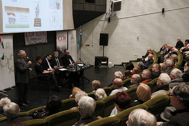 cof_190131_vcs_02.jpg cof_190131_vcs_02.jpg