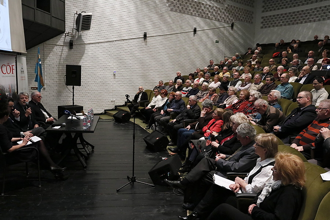 cof_190131_vcs_05.jpg cof_190131_vcs_05.jpg