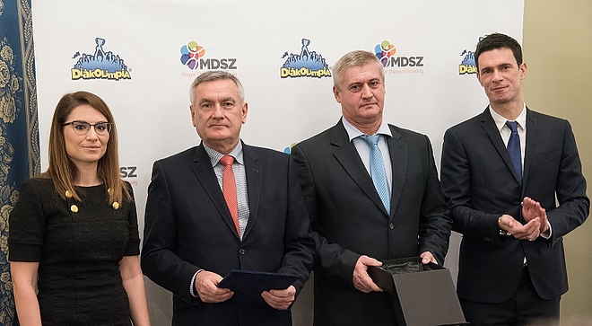 diosgyori_gimnazium_mdsz.jpg diosgyori_gimnazium_mdsz.jpg