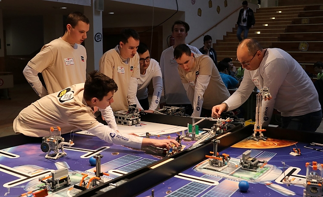 robot_programozas_190112ml_28.jpg robot_programozas_190112ml_28.jpg