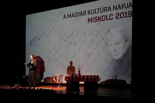 wass_albert_est_190122ml_7.jpg wass_albert_est_190122ml_7.jpg