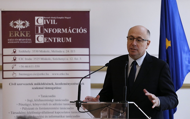 civil_190218_vcs_08.jpg