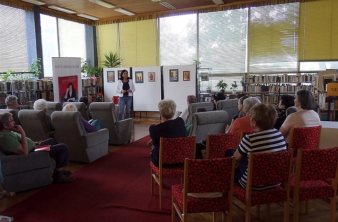 megujul_jozsef_attila_konyvtar_2.jpg megujul_jozsef_attila_konyvtar_2.jpg