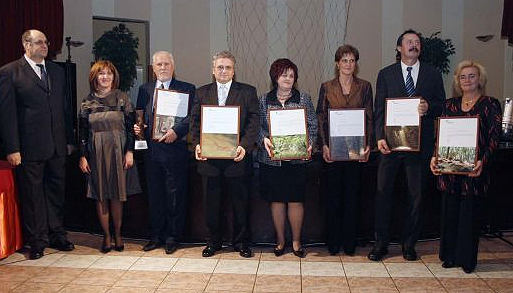 holcim-dijazottak-2009_copy.jpg