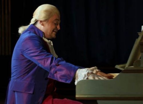 amadeus_02.jpg