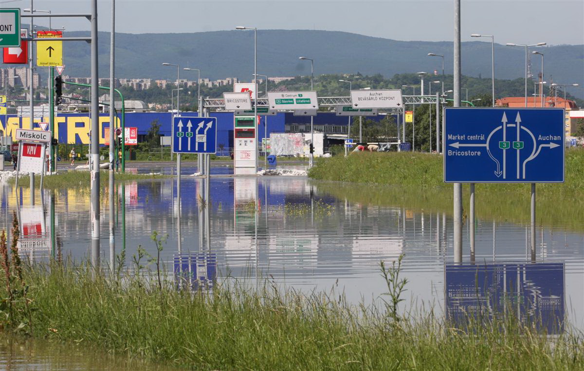 arvizmiskolc_0606_4.jpg