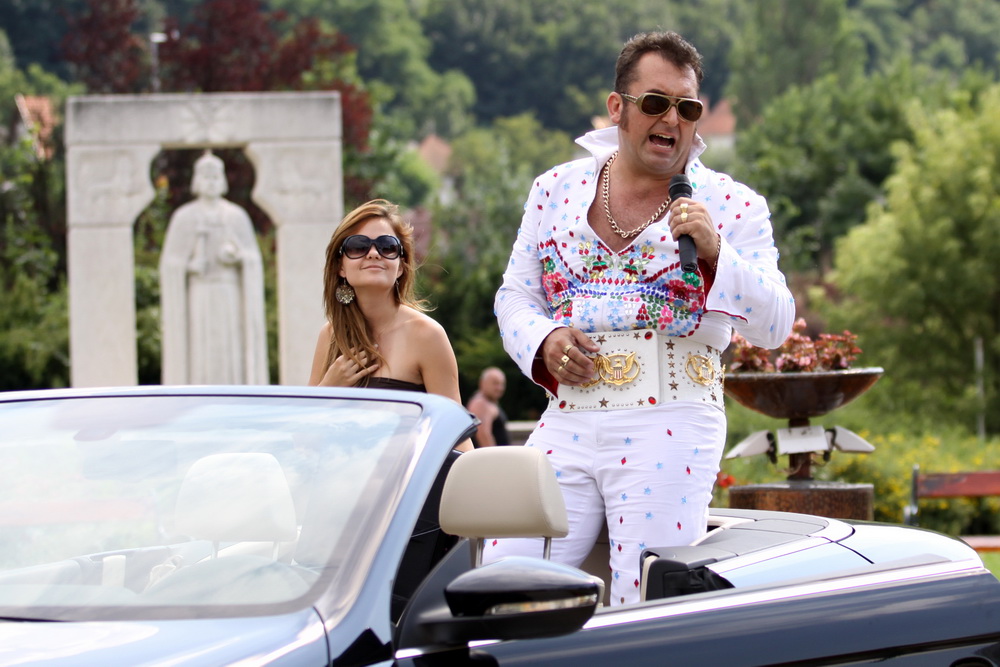 elvis_enekel.jpg