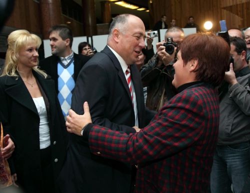 fidesz_nyert_kriza_03.jpg