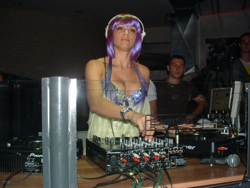 niki_bellucci_je.jpg