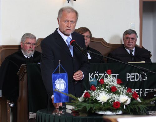 okumeni1.jpg