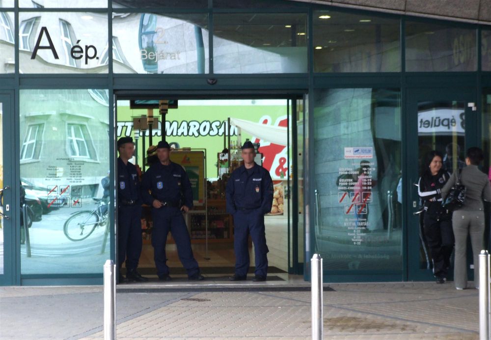 plazatuz2.jpg