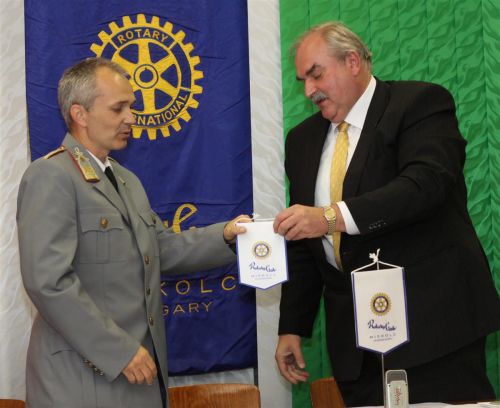 rotary_tzolt_2.jpg