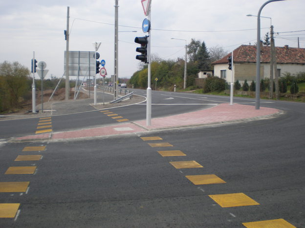 saujhelycsomopont2.jpg