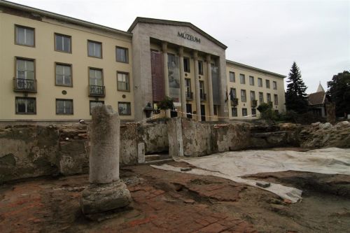 tomegsi3.jpg