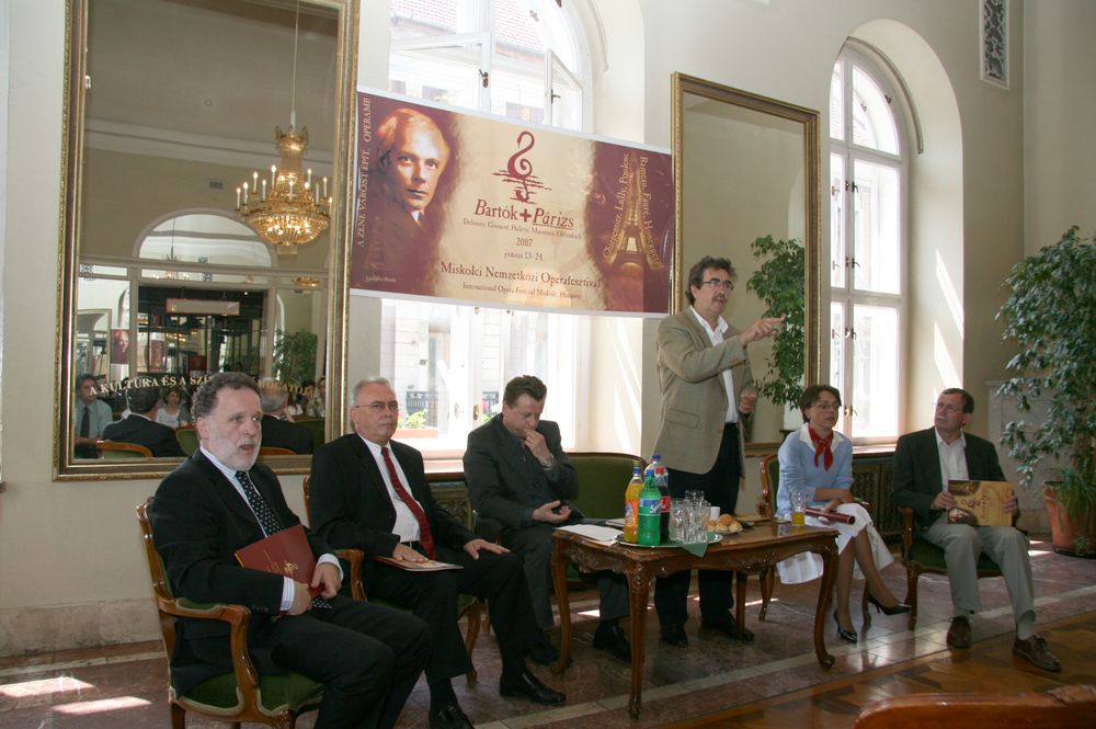 operafesztsajt.jpg