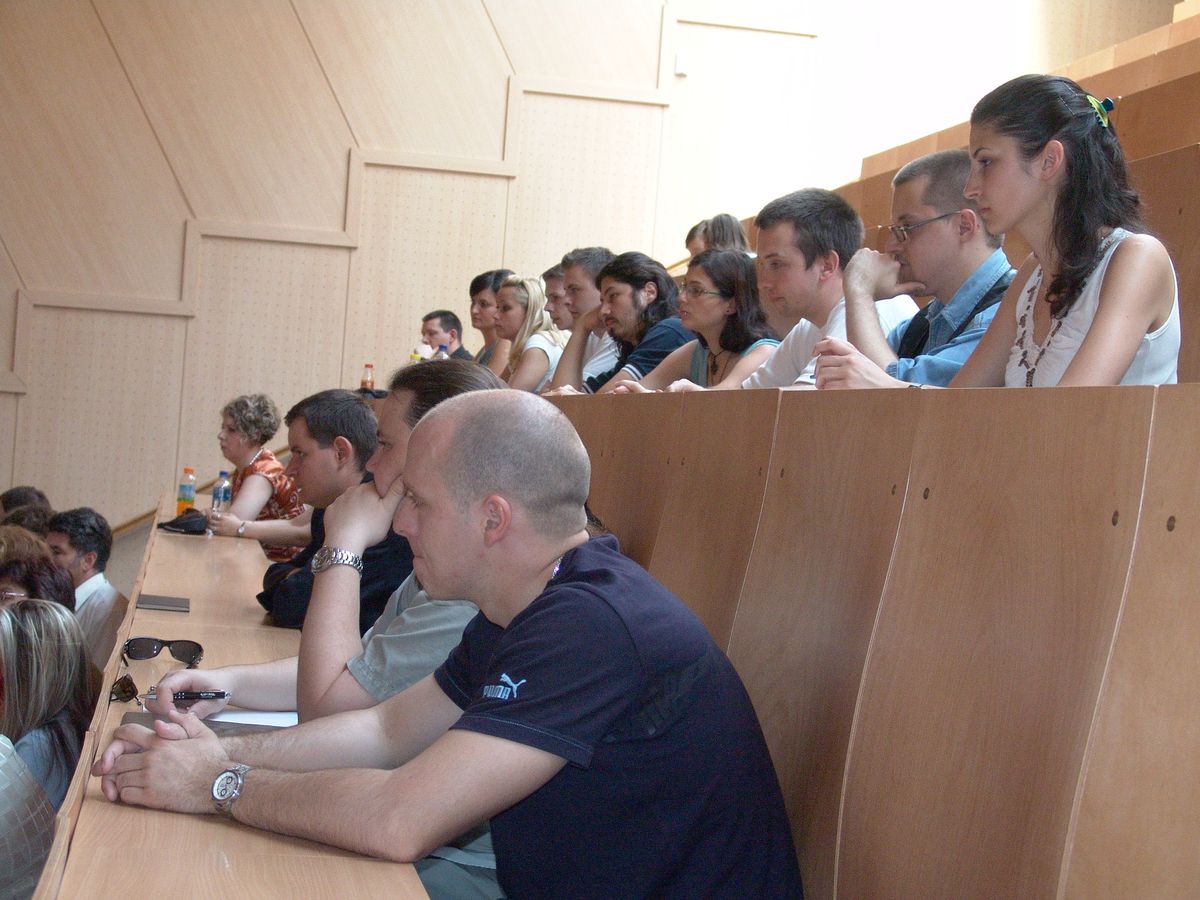 szocikonf1.jpg