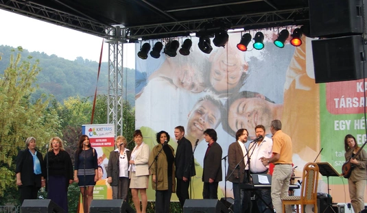 Negyvenéves a Regős Vokál