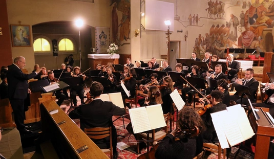  "Évszakok és elemek"  jótékonysági hangverseny - Rotary Club 