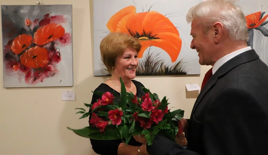 Gondosné Szabó Éva festőművész kiállítása az Adyban 