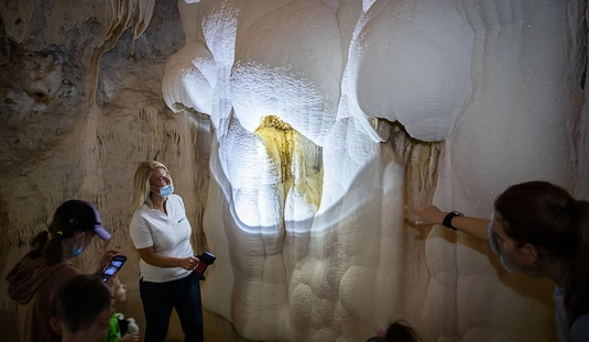 Szárazlábas túrák a Barlangfürdőben  