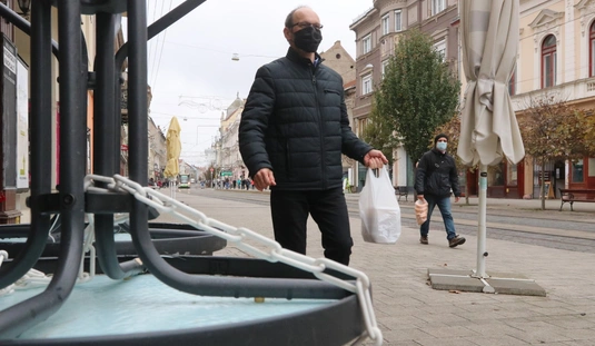 Szigorúbb korlátozások léptek életbe 