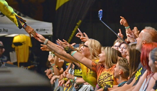  Edda koncert, Csengey kert