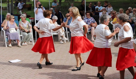 Hejőcsabai nyárbúcsúztató a Gárdonyiban parkban