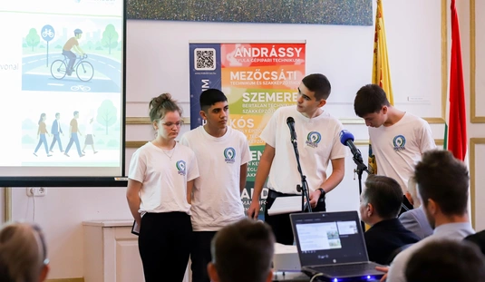 Belép(Ők) - játékos feladatmegoldó verseny