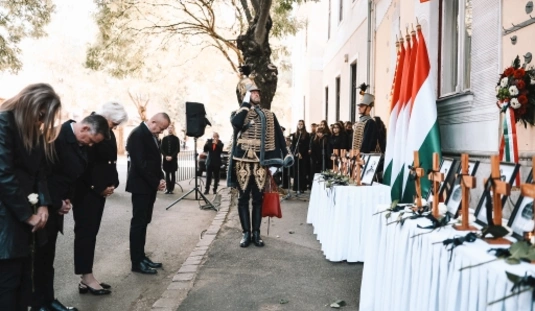 Aradi vértanúk megemlékezés
