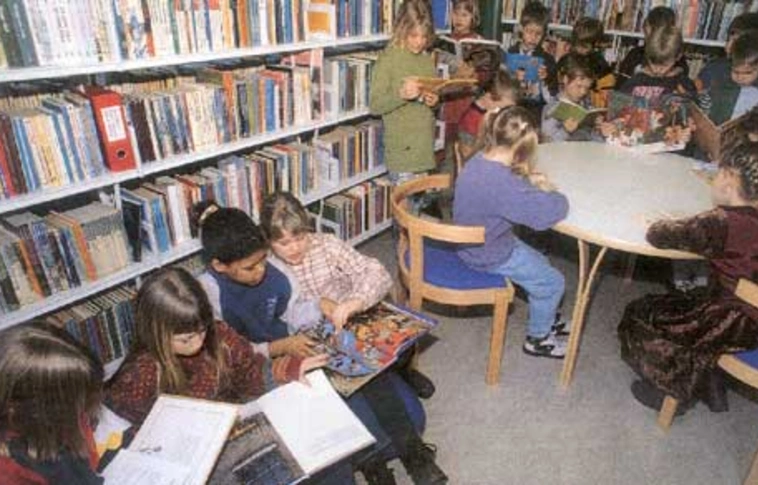 Comenius nap a könyvtárban
