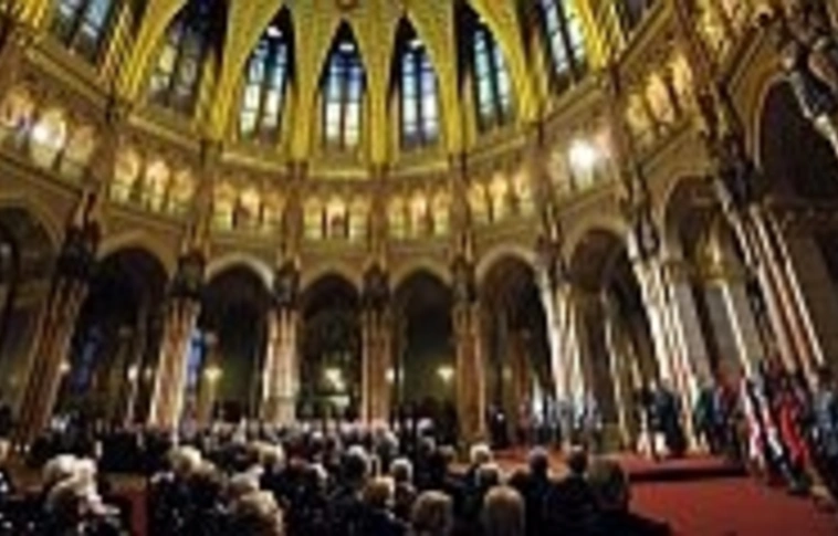 Állami kitüntetések, miniszteri elismerések - névsorral