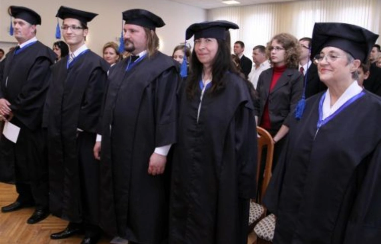 Diplomaosztó a Logos-Hungary Keresztény Főiskolában
